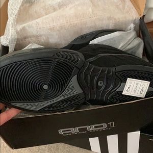 And1 Rocket 3.0 Mid Men’s Basketball Shoes